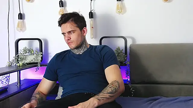 CarterCole online show from 01/31/25, 05:10