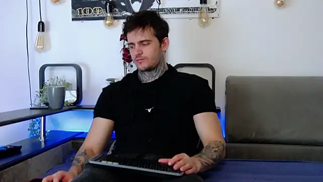 CarterCole online show from 03/06/25, 01:35