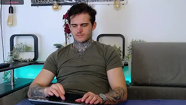 CarterCole online show from 03/08/25, 08:11