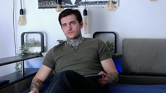 CarterCole online show from 03/09/25, 08:40