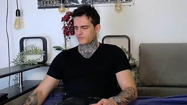 CarterCole online show from 03/20/25, 01:48