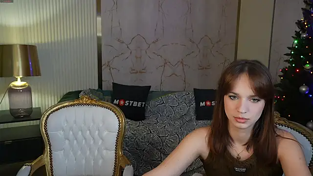 Brendi054 online show from 12/15/24, 11:34