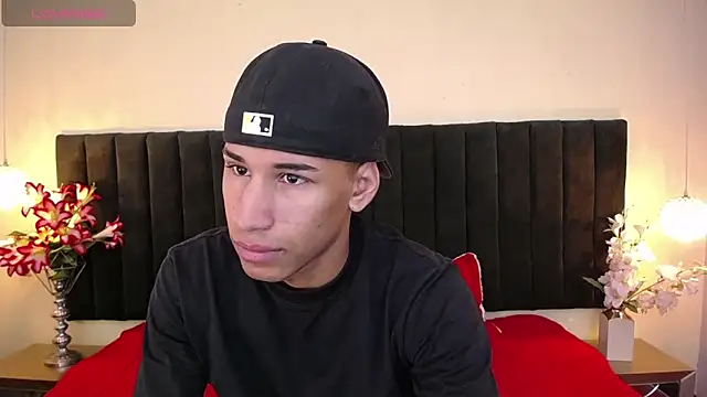 soft attraction online show from 03/16/26, 07:51