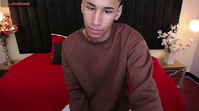 soft attraction online show from 03/30/26, 07:59