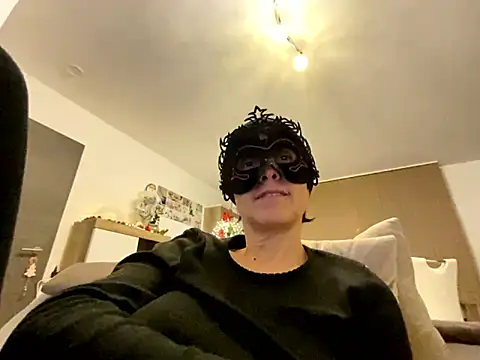 Marilou1983 online show from 01/08/26, 09:28