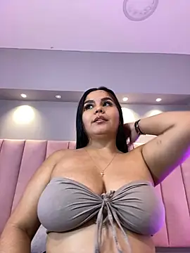 KeilyRoss online show from 02/21/25, 10:04