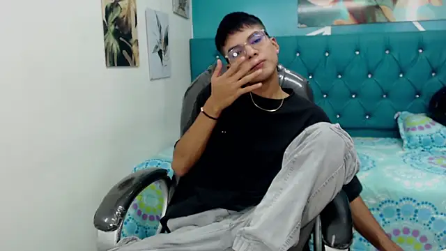 Noha scott online show from 01/30/25, 10:51