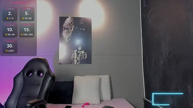 Snapshot of lola_red95 chatting on 05/11/26, 06:49 lola red95 online show from 05/11/26, 06:49