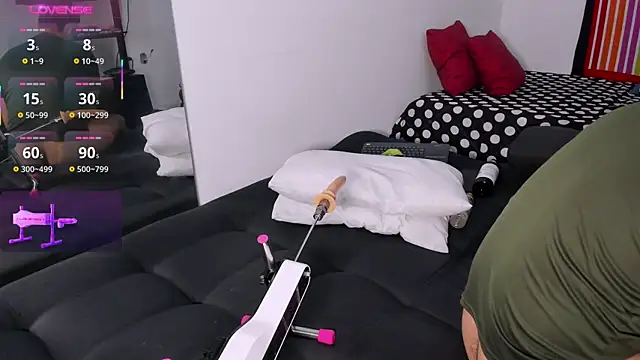 Jerry woolley online show from 12/20/25, 05:14