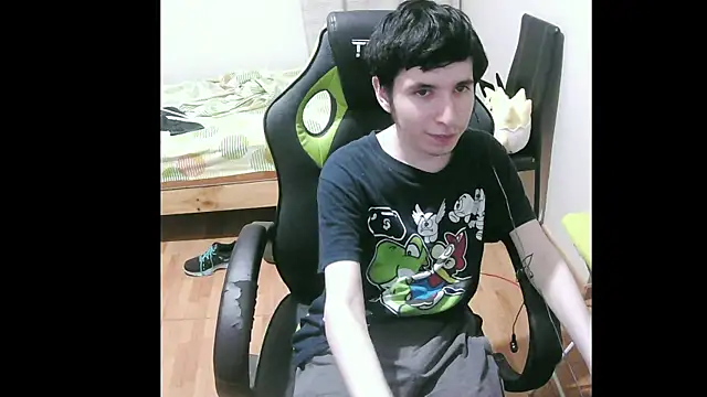 Snapshot of Twink_martinboy chatting on 02/01/25, 05:49 Twink martinboy online show from 02/01/25, 05:49