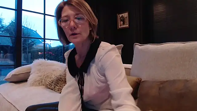 godinflower online show from 02/10/25, 04:58