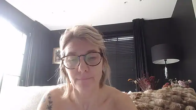 godinflower online show from 10/23/25, 12:15