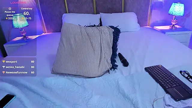 AmmyJones  online show from 02/05/25, 01:15