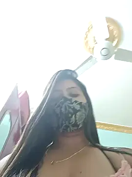 SANAYA ROY online show from 02/04/25, 09:49