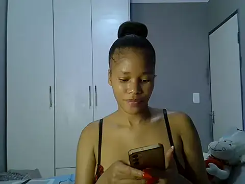 Sexylisa670 online show from 04/21/26, 07:50