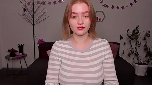 AidaPerry online show from 12/27/24, 03:04