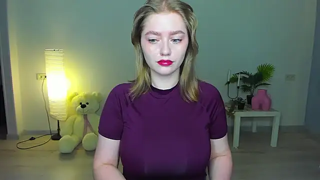 AidaPerry online show from 09/24/25, 06:44