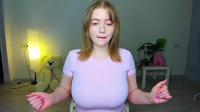 AidaPerry online show from 10/08/25, 06:16