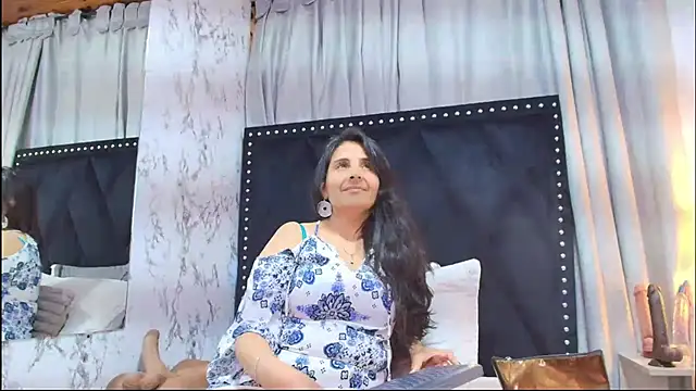 Snapshot of _Marcela__ chatting on 06/30/26, 11:33 Marcela online show from 06/30/26, 11:33
