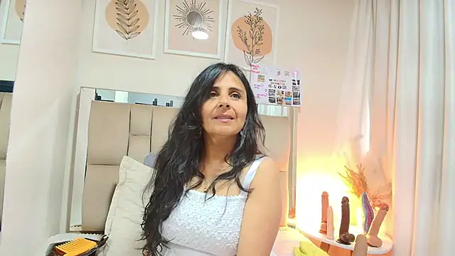 Snapshot of _Marcela__ chatting on 07/03/26, 11:38 Marcela online show from 07/03/26, 11:38