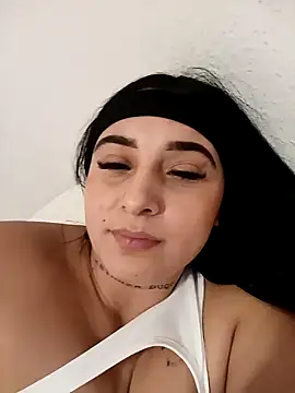 Snapshot of Juanamd1 chatting on 12/21/24, 12:06 Juanamd1 online show from 12/21/24, 12:06