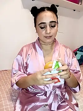 Snapshot of Juanamd1 chatting on 01/05/25, 11:59 Juanamd1 online show from 01/05/25, 11:59