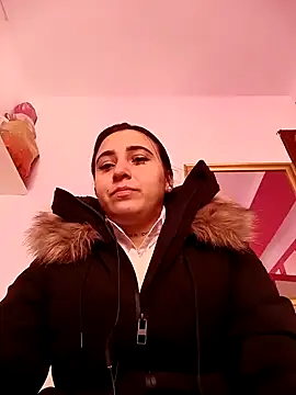 Snapshot of Juanamd1 chatting on 01/17/25, 11:27 Juanamd1 online show from 01/17/25, 11:27