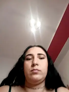 Snapshot of Juanamd1 chatting on 03/23/25, 08:37 Juanamd1 online show from 03/23/25, 08:37