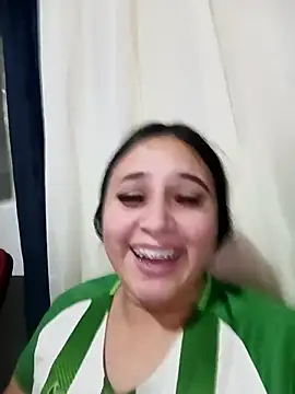 Snapshot of Juanamd1 chatting on 10/11/25, 12:21 Juanamd1 online show from 10/11/25, 12:21