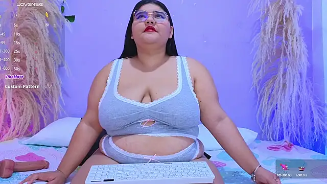 april lopez6 online show from 03/19/25, 02:05