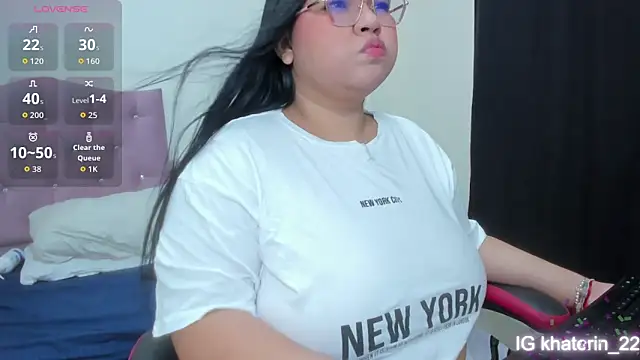 april lopez6 online show from 09/18/25, 01:51