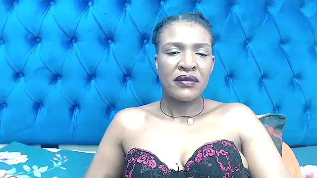 Snapshot of SpicyQueenxxxx chatting on 04/12/26, 05:56 SpicyQueenxxxx online show from 04/12/26, 05:56