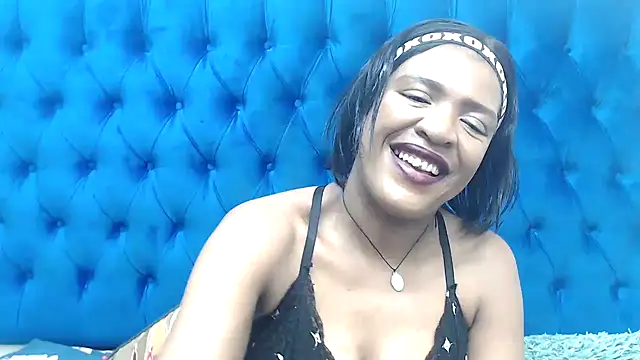 Snapshot of SpicyQueenxxxx chatting on 04/14/26, 06:25 SpicyQueenxxxx online show from 04/14/26, 06:25