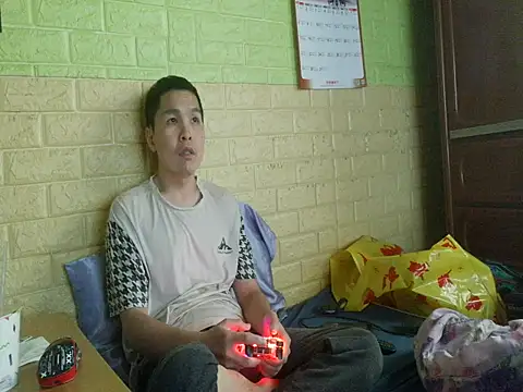 zhan7965 online show from 06/04/26, 05:02