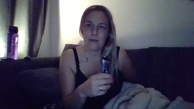 scrummymummy2 online show from 03/28/26, 09:25