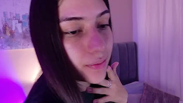 dakotaa   online show from 04/17/26, 06:11