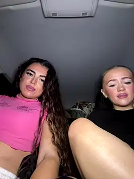 PrincessMegUK online show from 11/28/25, 10:45