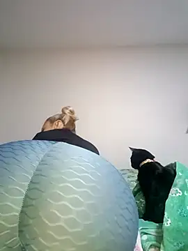 coral smitth online show from 03/19/25, 08:54