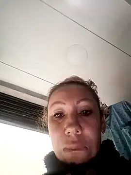 coral smitth online show from 12/20/25, 03:52