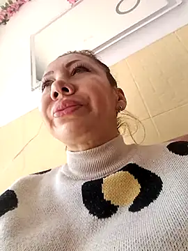 coral smitth online show from 02/25/26, 06:28