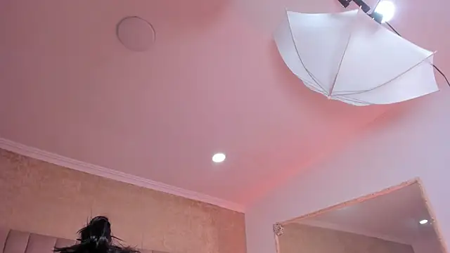 EmmaTorres  online show from 12/31/24, 12:32