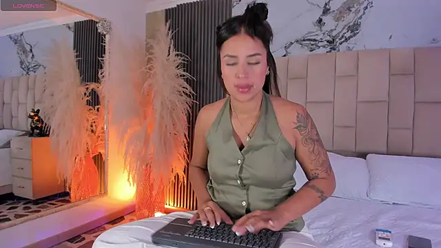 EmmaTorres  online show from 02/23/26, 09:12