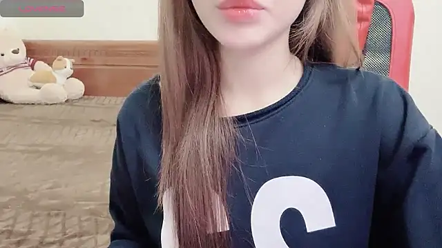 Snapshot of TrinhH_Nabbi chatting on 12/14/24, 01:05 TrinhH Nabbi online show from 12/14/24, 01:05