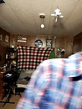 Snapshot of omgkidisthaone chatting on 03/18/25, 01:00 omgkidisthaone online show from 03/18/25, 01:00