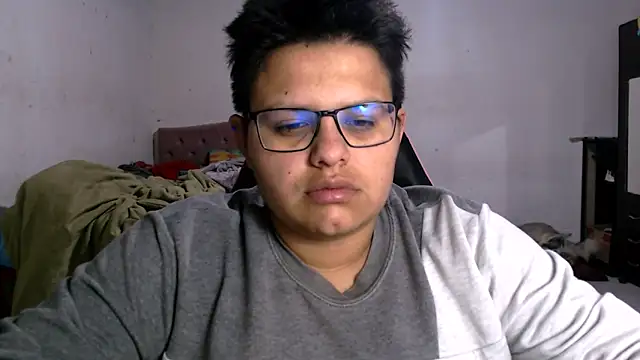 tatsumi nao online show from 10/20/25, 03:51