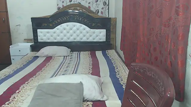 mariyaqueen online show from 11/02/25, 09:06