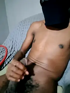 Snapshot of Hornybwm chatting on 09/27/25, 05:29 Hornybwm online show from 09/27/25, 05:29