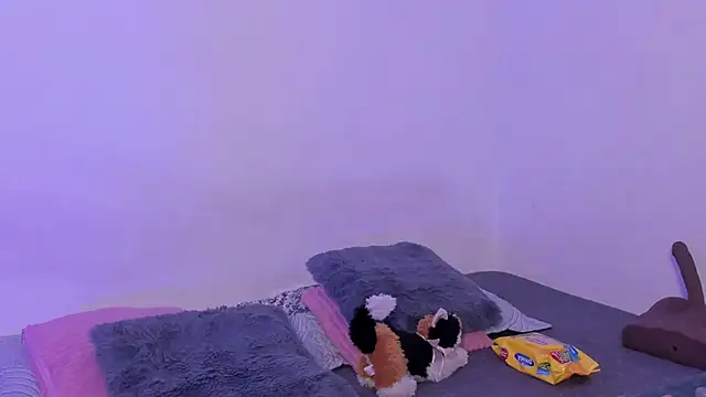 crystalvazquez online show from 11/16/25, 12:55