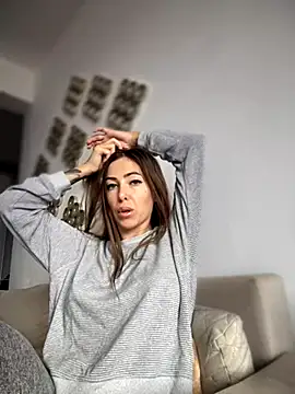 RaquelleDevon online show from 10/03/25, 10:34