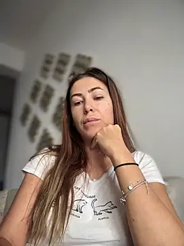 RaquelleDevon online show from 11/06/25, 08:48